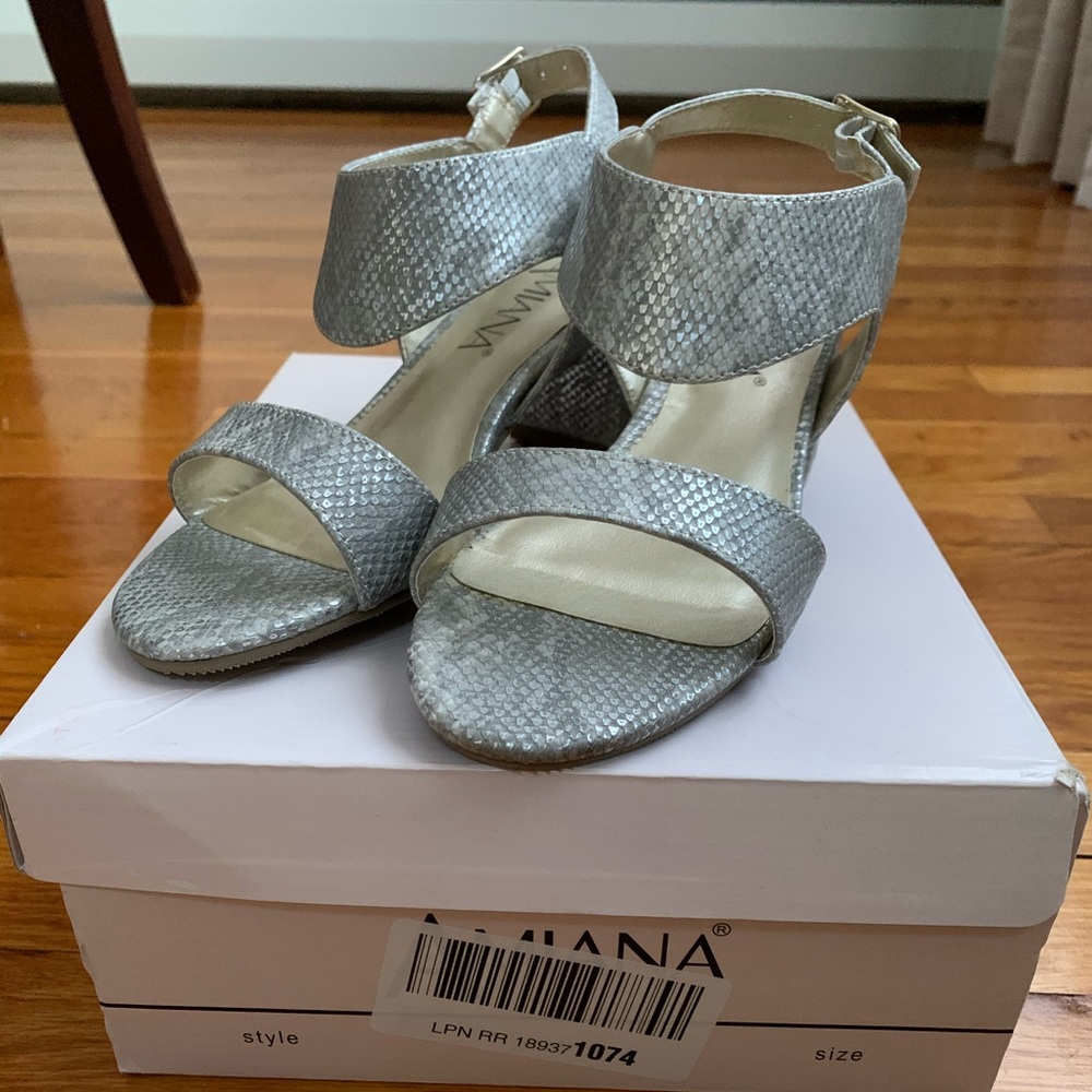 Amiana Heels - Unworn with box